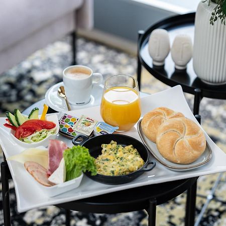 Vadvirag Panzio Hotell Ágfalva Exteriör bild